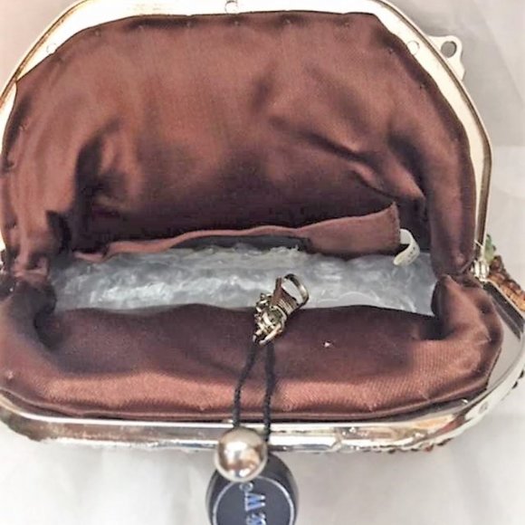 M & W BEADED PURSE WITH ADJ. CHAINS - Picture 3 of 4